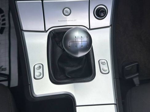 Used 2005 Chrysler Crossfire Convertible RWD image 18