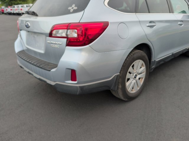 Used 2016 Subaru Outback 2.5i Premium w/ Popular Package #3 AWD/4WD image 17