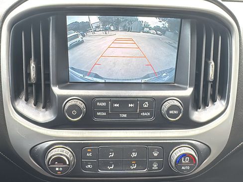 Used 2016 GMC Canyon SLE w/ SLE Convenience Package image 18