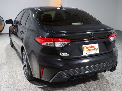 Used 2022 Toyota Corolla SE FWD image 9