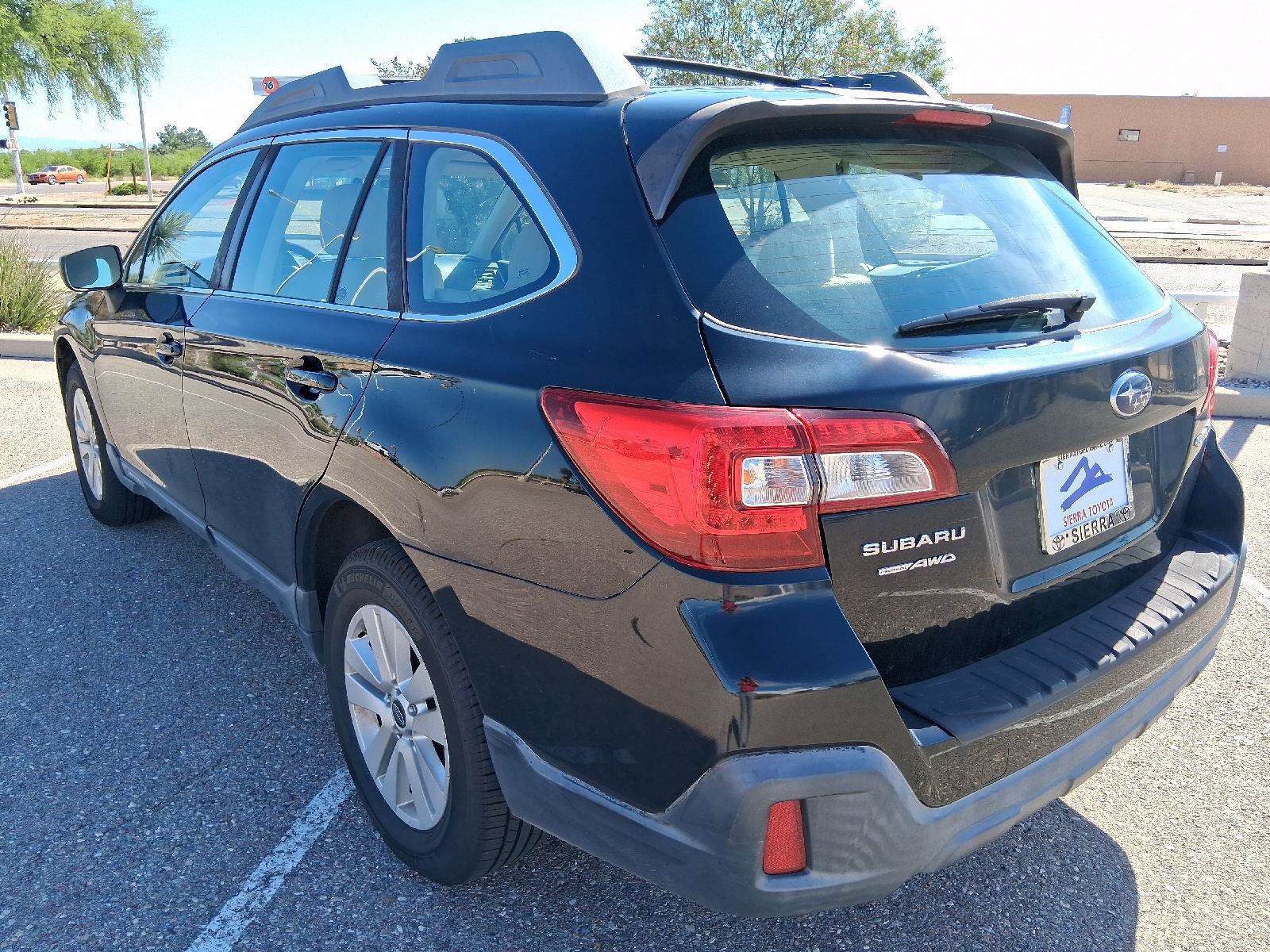 Used 2018 Subaru Outback 2.5i AWD/4WD image 3