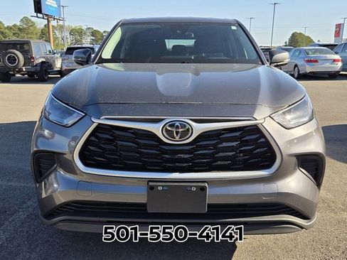 Used 2023 Toyota Highlander L image 9