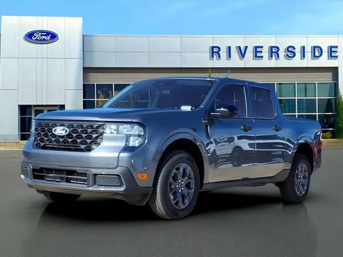 New 2025 Ford Maverick XLT w/ XLT Luxury Package image 2