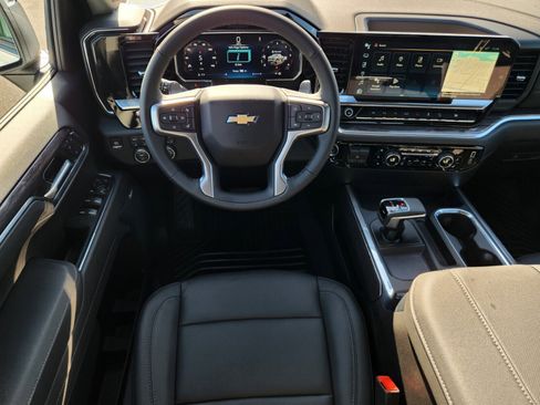 New 2026 Chevrolet Silverado 1500 LTZ w/ LTZ Premium Package image 12