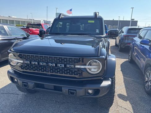 Used 2023 Ford Bronco Wildtrak image 20