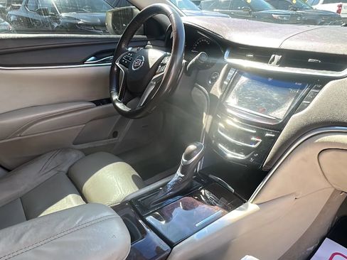 Used 2014 Cadillac XTS FWD image 16