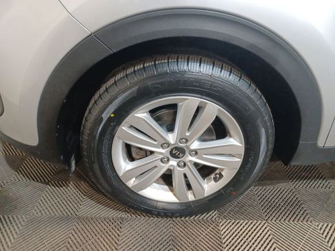 Used 2019 Kia Sportage LX w/ LX Popular Package image 18