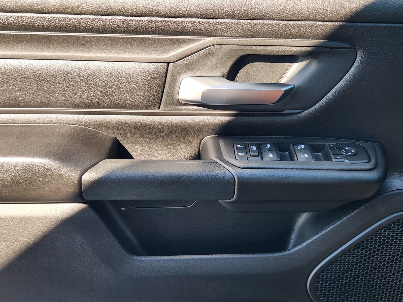 New 2027 RAM 1500 Express RWD image 19