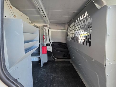Used 2019 RAM ProMaster City Tradesman SLT FWD image 24