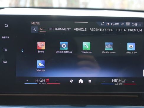 New 2026 BMW X1 xDrive28i w/ Technology Package image 18