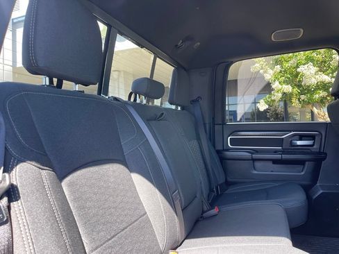 New 2026 RAM 2500 Big Horn AWD/4WD image 11