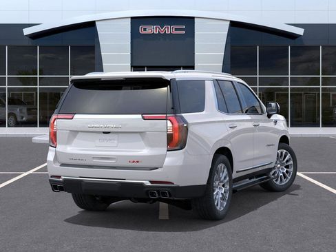 New 2025 GMC Yukon Denali w/ Denali Reserve Package image 4