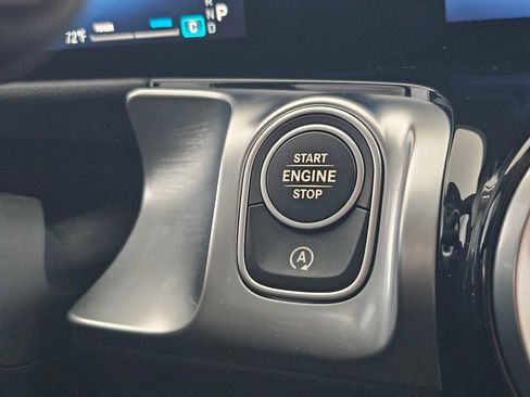Used 2024 Mercedes-Benz GLB 250 image 29