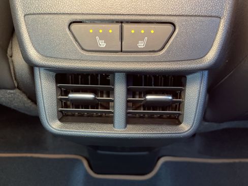 New 2026 GMC Terrain AT4 w/ Convenience Package III image 54