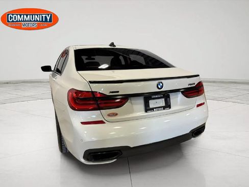 Used 2016 BMW 750i xDrive AWD/4WD image 4