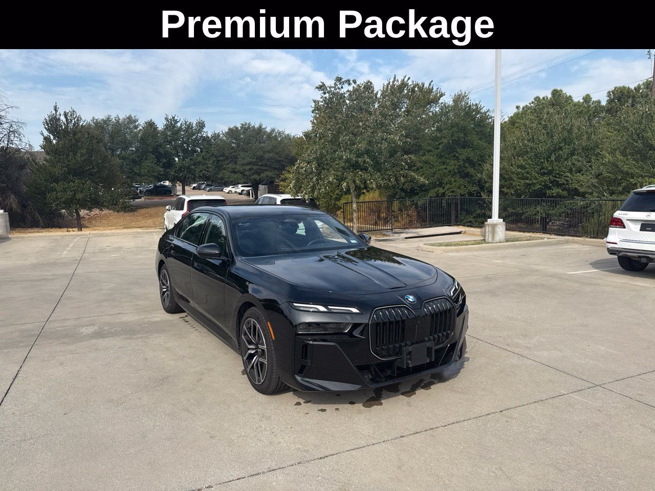 Used 2026 BMW 740i RWD image 4