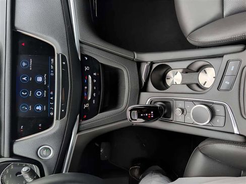 Used 2025 Cadillac XT5 Premium Luxury image 15