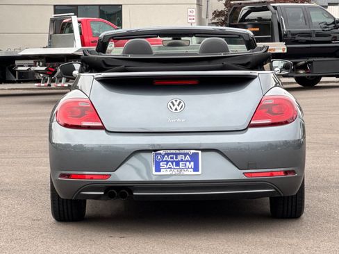 Used 2017 Volkswagen Beetle 1.8T S image 5