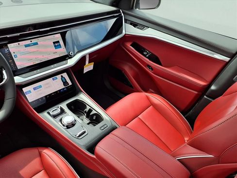 New 2025 Jeep Wagoneer S Launch Edition image 5