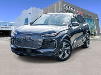 Used 2025 Audi Q6 e-tron Premium Plus video 1