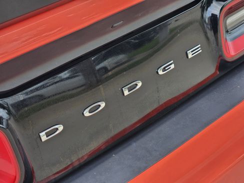 Used 2021 Dodge Challenger R/T Scat Pack RWD image 25