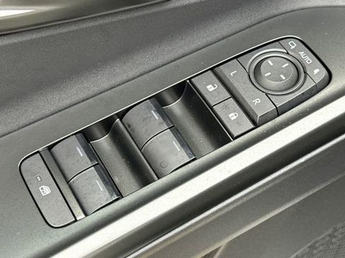 New 2026 Toyota C-HR AWD/4WD image 20