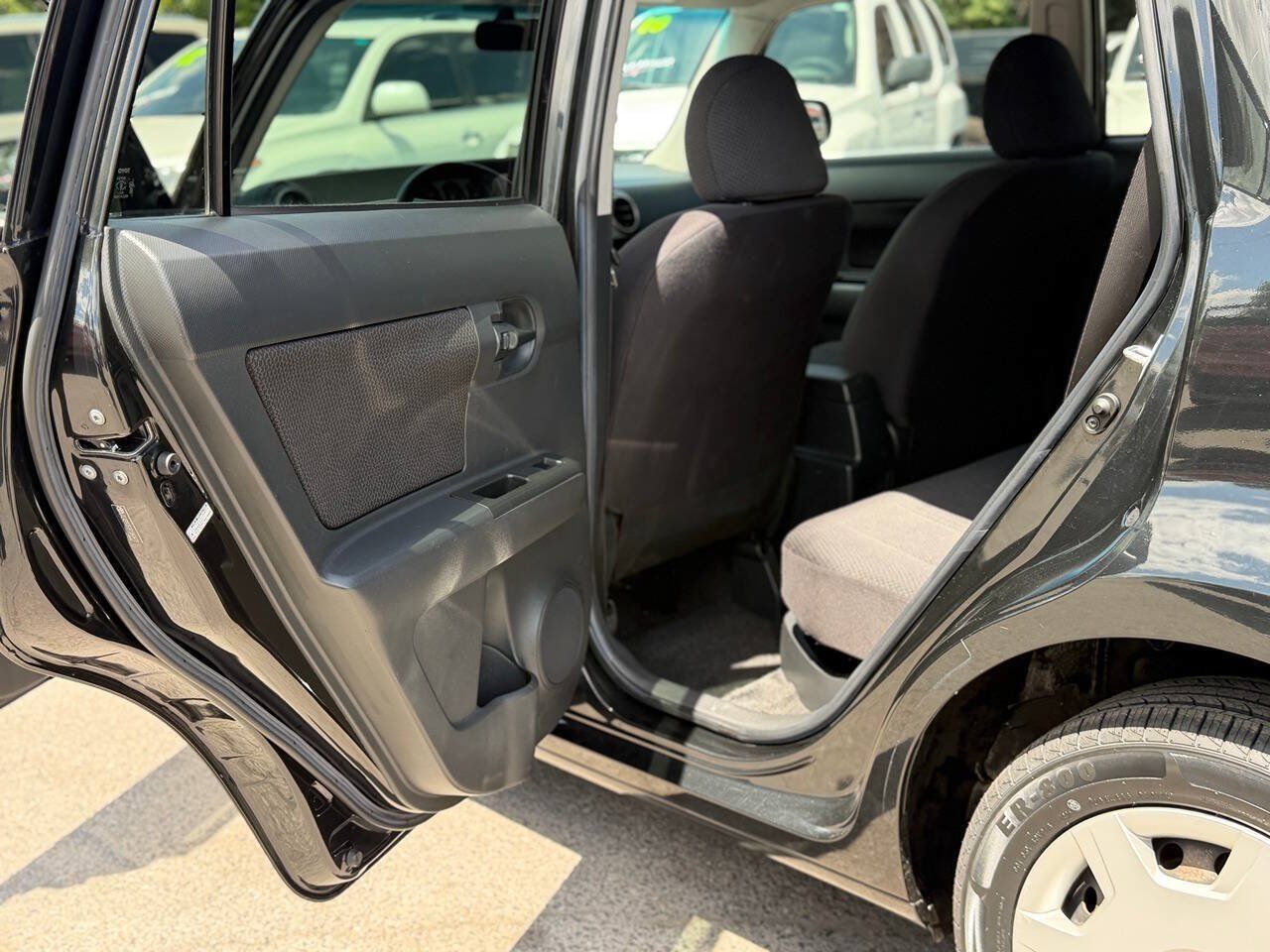Used 2009 Scion xB FWD image 43