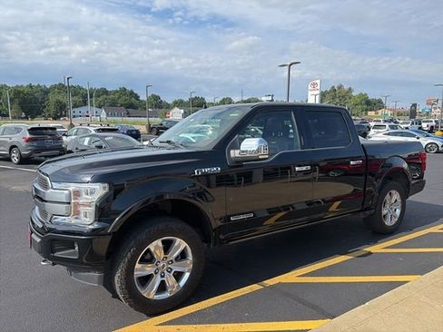 Used 2018 Ford F150 Platinum w/ Equipment Group 701A Luxury AWD/4WD image 2