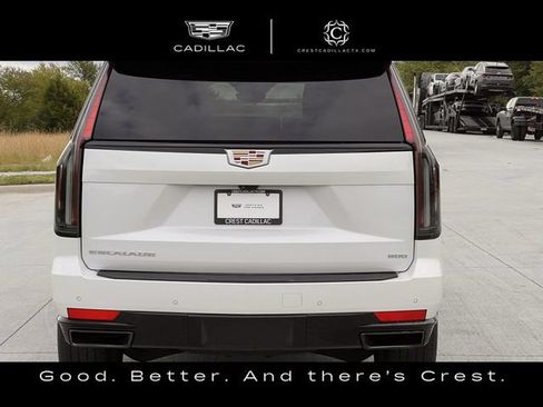 Used 2022 Cadillac Escalade Sport w/ Touring Package AWD/4WD image 6