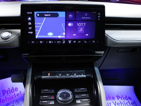 Used 2024 Lincoln Nautilus Reserve image 22