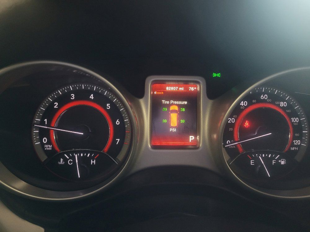 Used 2020 Dodge Journey SE w/ SE Popular Equipment Group FWD image 23