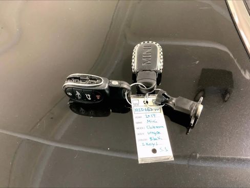 Used 2017 MINI Cooper Clubman John Cooper Works image 14