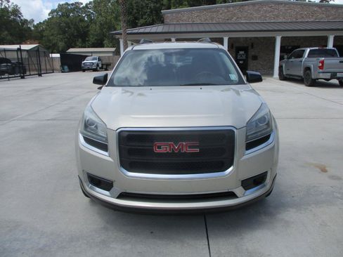 Used 2014 GMC Acadia SLE FWD image 18
