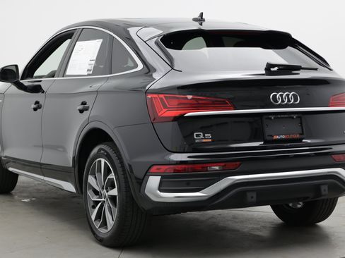 Used 2023 Audi Q5 2.0T Premium Plus w/ Premium Plus Package AWD/4WD image 6