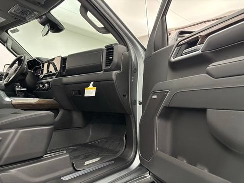 New 2026 GMC Sierra 1500 Elevation w/ Elevation Premium Package AWD/4WD image 33