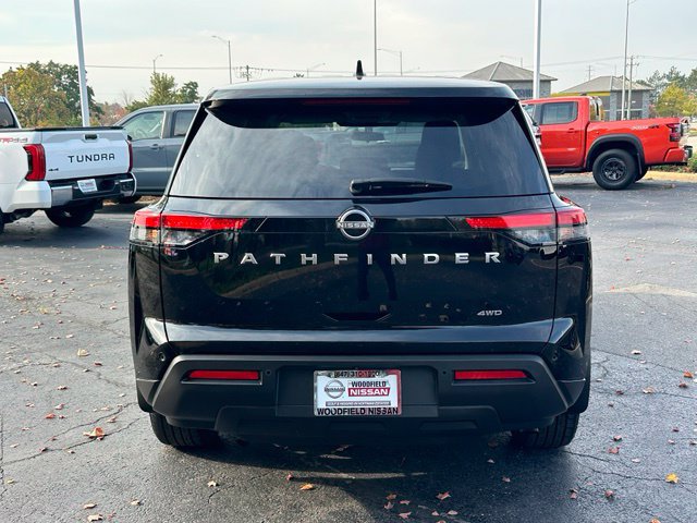 Certified 2024 Nissan Pathfinder S AWD/4WD image 5