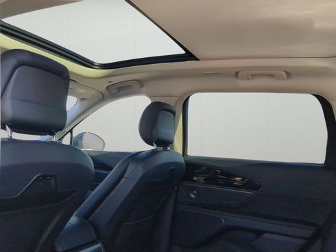New 2026 Lincoln Nautilus Premier w/ Equipment Group 102A AWD/4WD image 21