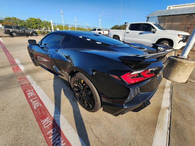 Used 2025 Chevrolet Corvette Stingray Preferred Cpe w/ Z51 Performance Package RWD image 6
