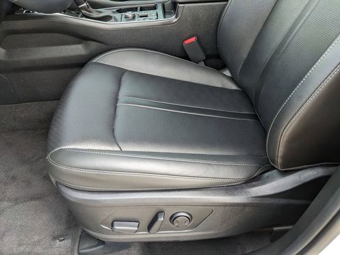 Certified 2025 Kia Sorento S image 22