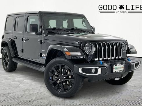 Used 2023 Jeep Wrangler Unlimited Sahara image 1