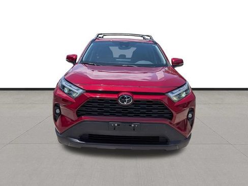 Used 2025 Toyota RAV4 XLE Premium FWD image 2