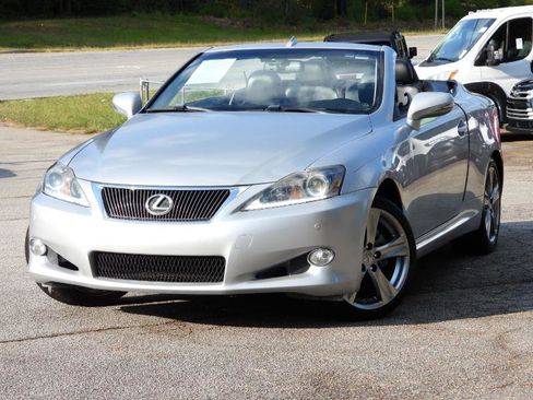 Used 2012 Lexus IS 250C image 3
