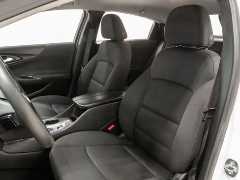Used 2023 Chevrolet Malibu LT FWD image 9
