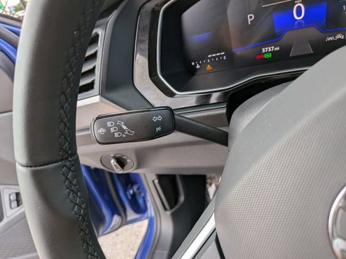 Certified 2024 Volkswagen Jetta SE FWD image 29