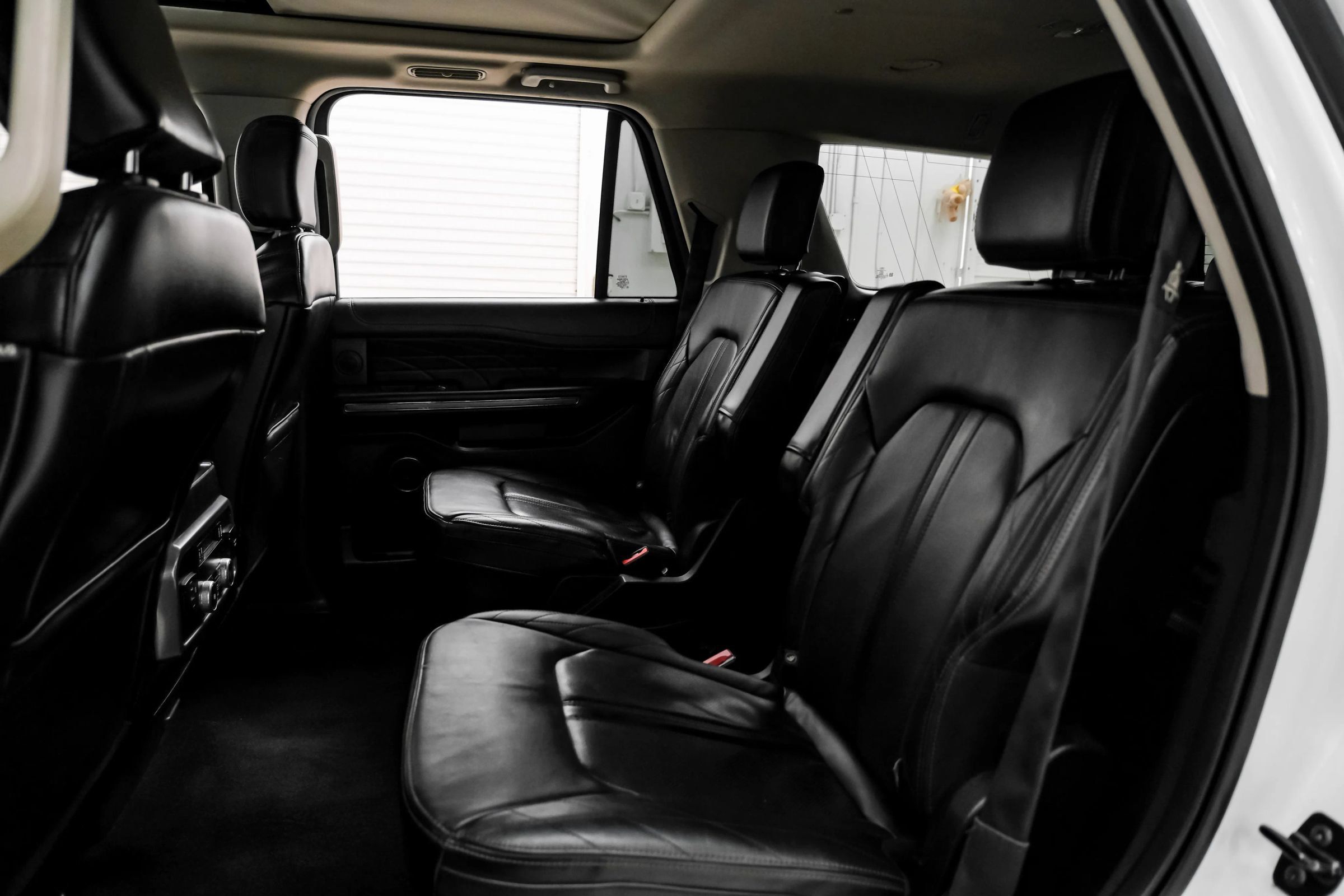 Used 2021 Ford Expedition Platinum AWD/4WD image 17