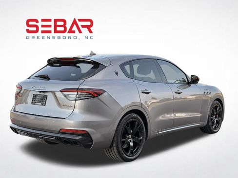 Used 2022 Maserati Levante Modena AWD/4WD image 6