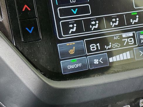 Certified 2025 Subaru Forester Premium image 27