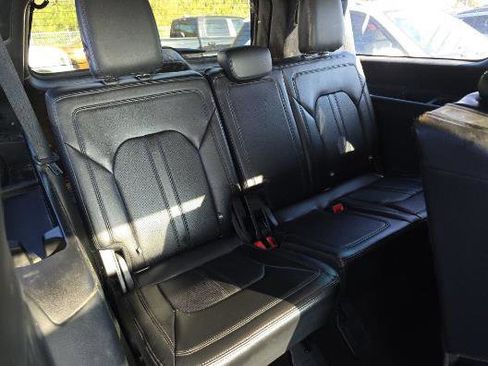 Used 2020 Ford Expedition Max Limited image 12