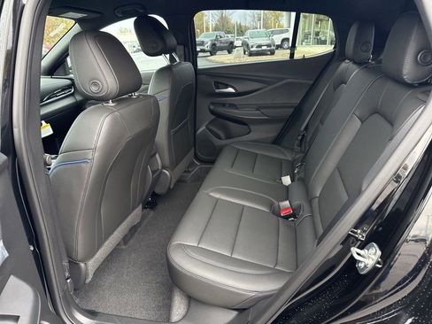 New 2026 Buick Envista Sport Touring image 10