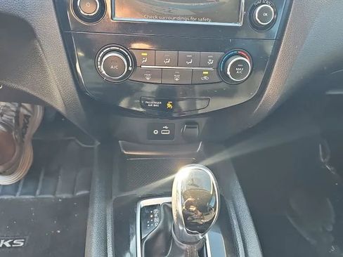 Used 2019 Nissan Rogue Sport S w/ Appearance Package image 14